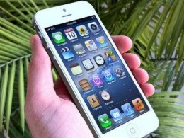 iPhone 5 chính thức lên kệ