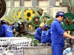 HSBC: Chỉ số PMI sản xuất của Việt Nam lên cao nhất 5 tháng