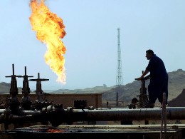 Iraq bí mật bán lượng lớn dầu cho chính phủ Syria