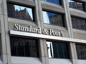 S&P hạ xếp hạng tín nhiệm Argentina