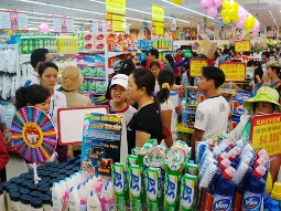 Nielsen: Niềm tin tiêu dùng Việt Nam xuống thấp nhất từ 2009