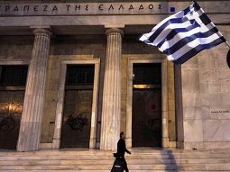 Hy Lạp thoát nguy cơ vỡ nợ trong tuần này