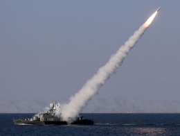 Iran chuẩn bị ra mắt chiến hạm mang tên lửa mới