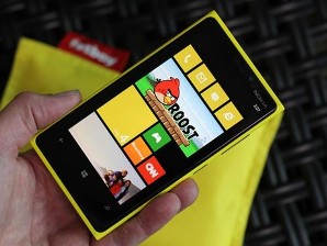 Nokia đang phát triển màn hình uốn cong cho điện thoại