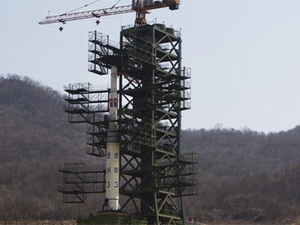 Yonhap: Triều Tiên đã lắp xong tầng tên lửa thứ hai