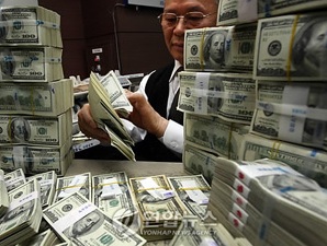 Dự trữ ngoại hối Hàn Quốc tháng 11 đạt kỷ lục mới