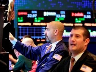 S&P 500 tăng trước báo cáo việc làm của Mỹ