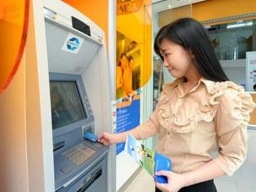 Giao dịch nội mạng ATM sẽ bị thu phí