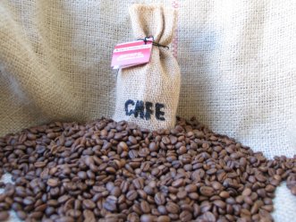 Giá cà phê trong nước quay đầu giảm 400 nghìn đồng/tấn