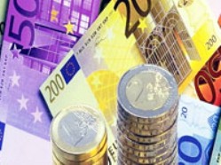 Ireland nhận gói cứu trợ hơn 1 tỷ USD từ IMF