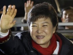 Chân dung nữ tổng thống đầu tiên của Hàn Quốc