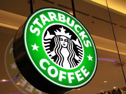 Starbucks và sách lược chinh phạt Việt Nam