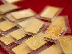 Nhiều băn khoăn khi NHNN tham gia mua bán vàng miếng