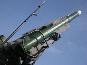 Hàn Quốc nghiên cứu tên lửa đạn đạo tầm bắn 800km