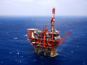 Anh: Khai thác dầu khí ở Biển Bắc đạt 100 tỷ bảng