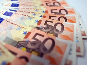 EU siết chặt quy định tiền thưởng ngành ngân hàng