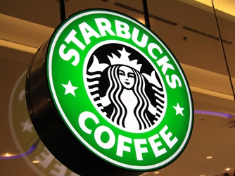 Starbucks mua đồn điền cà phê đầu tiên