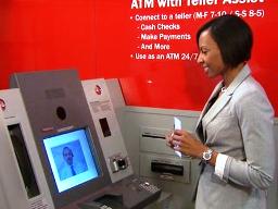 Máy ATM với hỗ trợ trực tuyến từ giao dịch viên