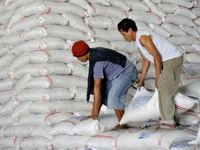 Dự trữ gạo Philippines giảm xuống thấp nhất 6 tháng