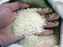 Việt Nam giảm giá tối thiểu xuất khẩu gạo 35% tấm xuống 365 USD/tấn