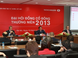 Techcombank thông qua đầu tư 222 tỷ đồng cho công nghệ năm 2013