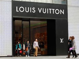 Louis Vuitton gặp khó ở Trung Quốc