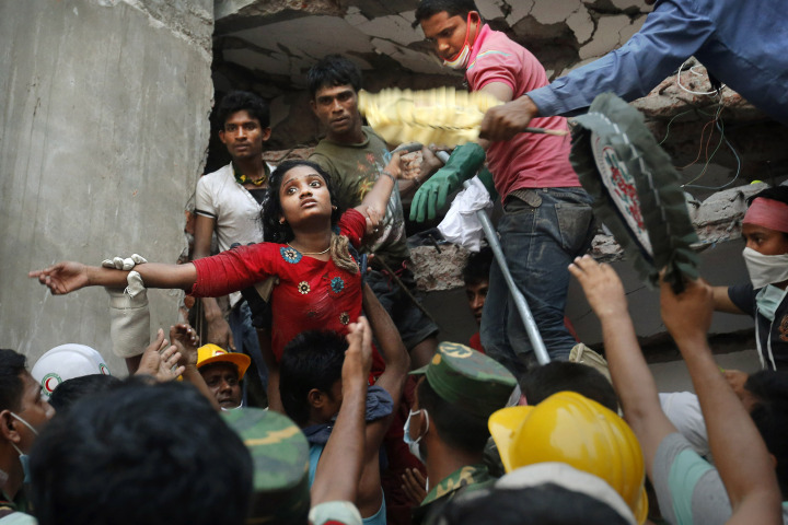 Chết vì 'quần áo mới' ở Bangladesh và bi kịch Rana Plaza