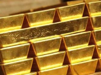 Giá vàng giảm mạnh do áp lực bán tháo hàng hóa