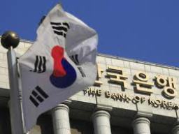 Hàn Quốc bất ngờ hạ lãi suất để kích thích tăng trưởng