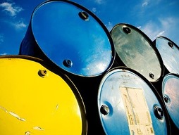 Giá dầu thô lên cao nhất 1 tháng