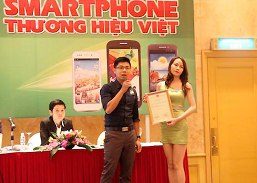 HKPhone chính thức trở thành smartphone thương hiệu Việt
