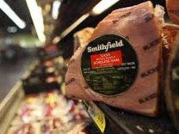 Mỹ đóng băng tài sản liên quan đến giao dịch nội gián thương vụ mua Smithfield Foods