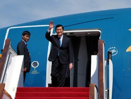 Chủ tịch nước Trương Tấn Sang tới thủ đô Bắc Kinh