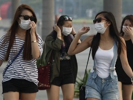 Singapore ô nhiễm khói bụi khiến khẩu trang cháy hàng
