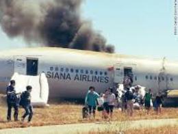 Hành khách trên chuyến bay Aisiana không được sơ tán ngay khi xảy ra sự cố