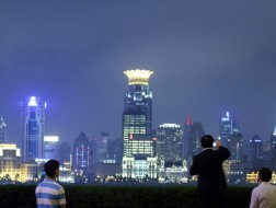 Trung Quốc đối mặt với vụ vỡ nợ trái phiếu nội địa đầu tiên