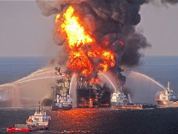 Chi phí cho thảm họa tràn dầu vịnh Mexico có thể lên 42 tỷ USD