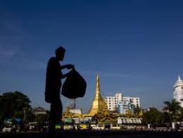 Pháp xóa 50% nợ cho Myanmar