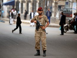 Các nước ồ ạt sơ tán công dân khỏi Yemen vì lo ngại khủng bố