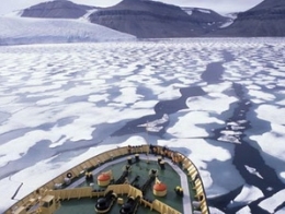 Tàu hàng Trung Quốc đi châu Âu bằng ngả Bắc Cực