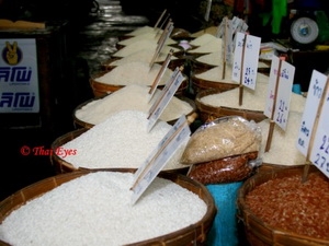 Gạo Thái Lan có thể giảm về ngang giá gạo Việt Nam