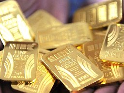 Đặt cược giá vàng tăng lên cao nhất 6 tháng
