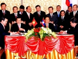 Việt Nam đầu tư 450 triệu USD khai thác mỏ tại Lào