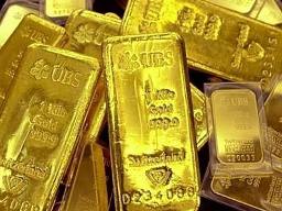 Giá vàng thế giới đầu tuần dao động nhẹ quanh mốc 1.270 USD/oz
