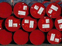 Giá dầu thô giảm trước đàm phán hạt nhân của Iran