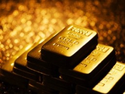 Nga giảm lượng nắm giữ vàng lần đầu tiên trong năm do giá giảm