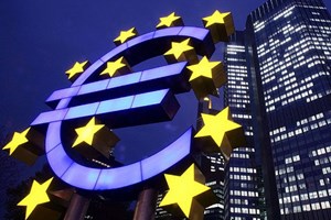 ECB có thể tiếp tục giảm lãi suất nếu cần thiết