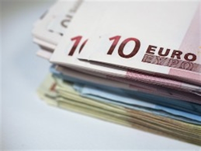 Euro giảm so với hầu hết các đồng tiền giao dịch chủ chốt