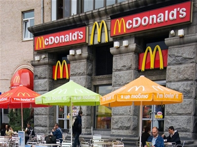 Sau Crimea, McDonald's đứng trước nguy cơ phải đóng cửa hơn 400 cửa hàng tại Nga