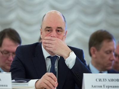 Kinh tế Nga ngấm đòn khủng hoảng Ukraine
